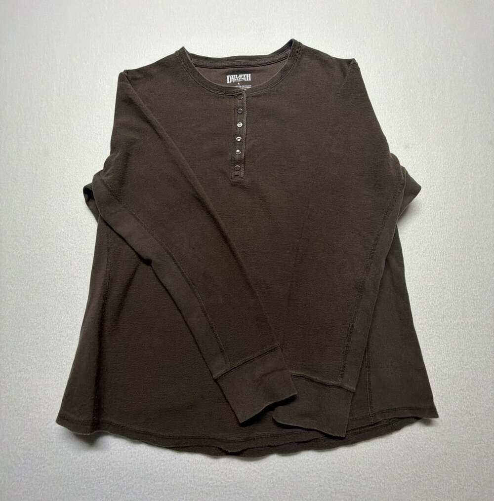 0123 Duluth Trading Co. Long Sleeve Henley Size L Brown Waffle Thermal Shirt